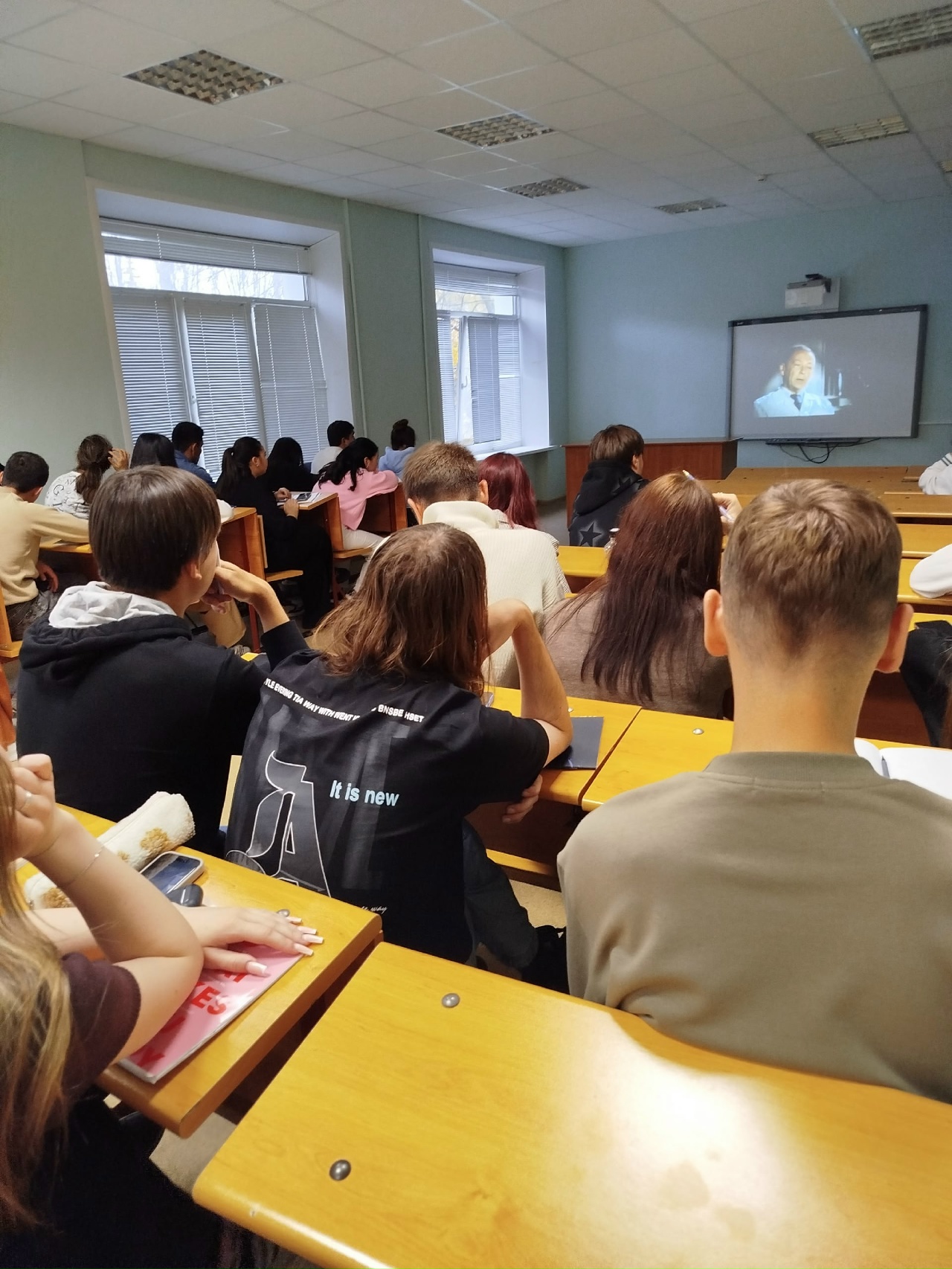 круглый стол на тему Вирус сквернословия